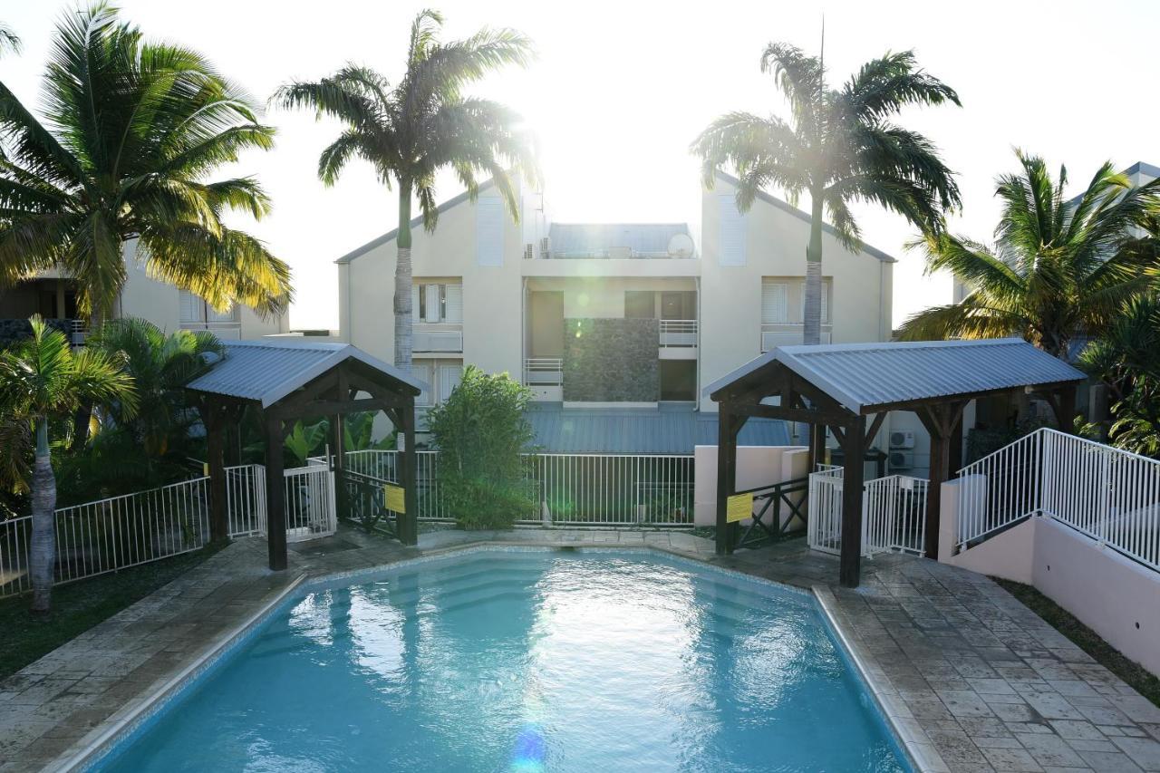 T2 Classe 4 Etoiles Avec Jardin, Piscine, Vue Mer A Saint-Gilles-Les-Bains מראה חיצוני תמונה