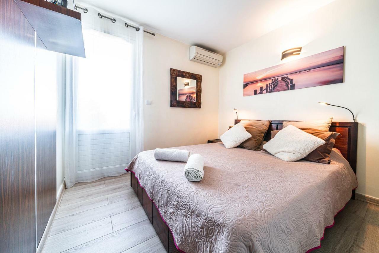 T2 Classe 4 Etoiles Avec Jardin, Piscine, Vue Mer A Saint-Gilles-Les-Bains מראה חיצוני תמונה